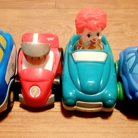 SOLD 14 Toddler Toys,Plush and Plastic - Picture 4 of 9